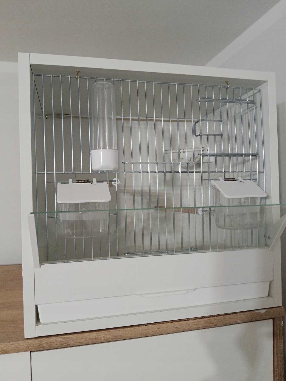 Kompletna klatka Woodpecker 430 na 317 na 416 mm, widok z przodu